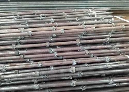 新华隧道钢花管